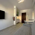 Modern In Апартаменти *