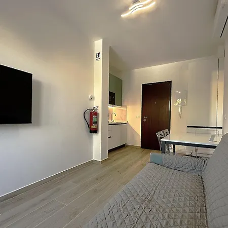 Modern In Апартаменти *